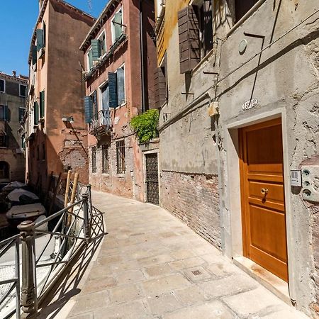 Querini Suite-Balcony On Canal, Close To San Marco ヴェネツィア エクステリア 写真