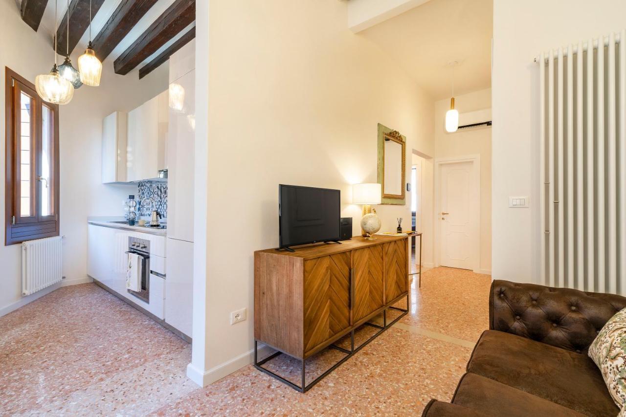 Querini Suite-Balcony On Canal, Close To San Marco ヴェネツィア エクステリア 写真