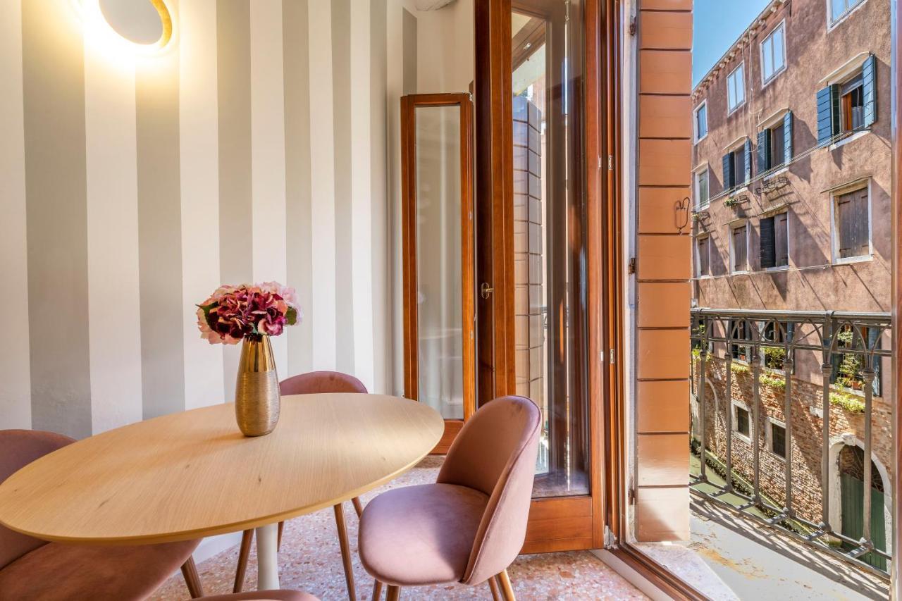 Querini Suite-Balcony On Canal, Close To San Marco ヴェネツィア エクステリア 写真