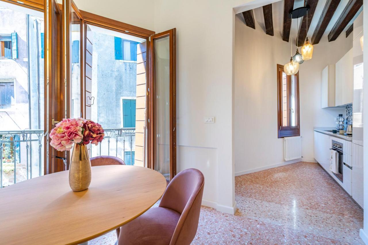 Querini Suite-Balcony On Canal, Close To San Marco ヴェネツィア エクステリア 写真