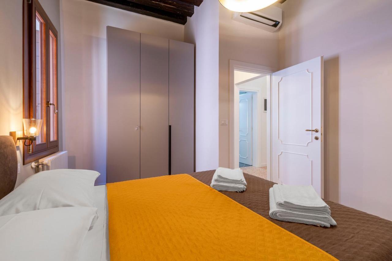 Querini Suite-Balcony On Canal, Close To San Marco ヴェネツィア エクステリア 写真